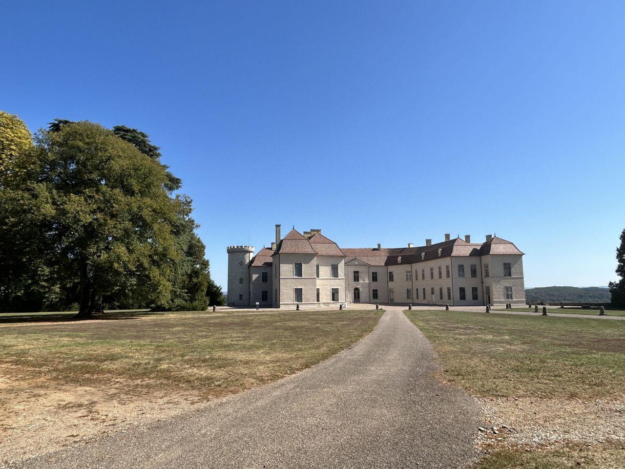Château de Ray Sur Saône - sorties entre célibataires en Haute Saône - Agence de rencontres Coup de Coeur - franche comté 